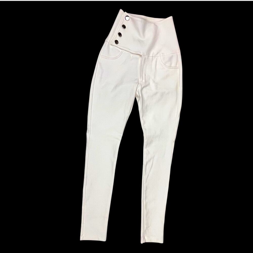 Miss and Misses White High Rise Stretch Pants Brazil Women Size P US Size XSmall